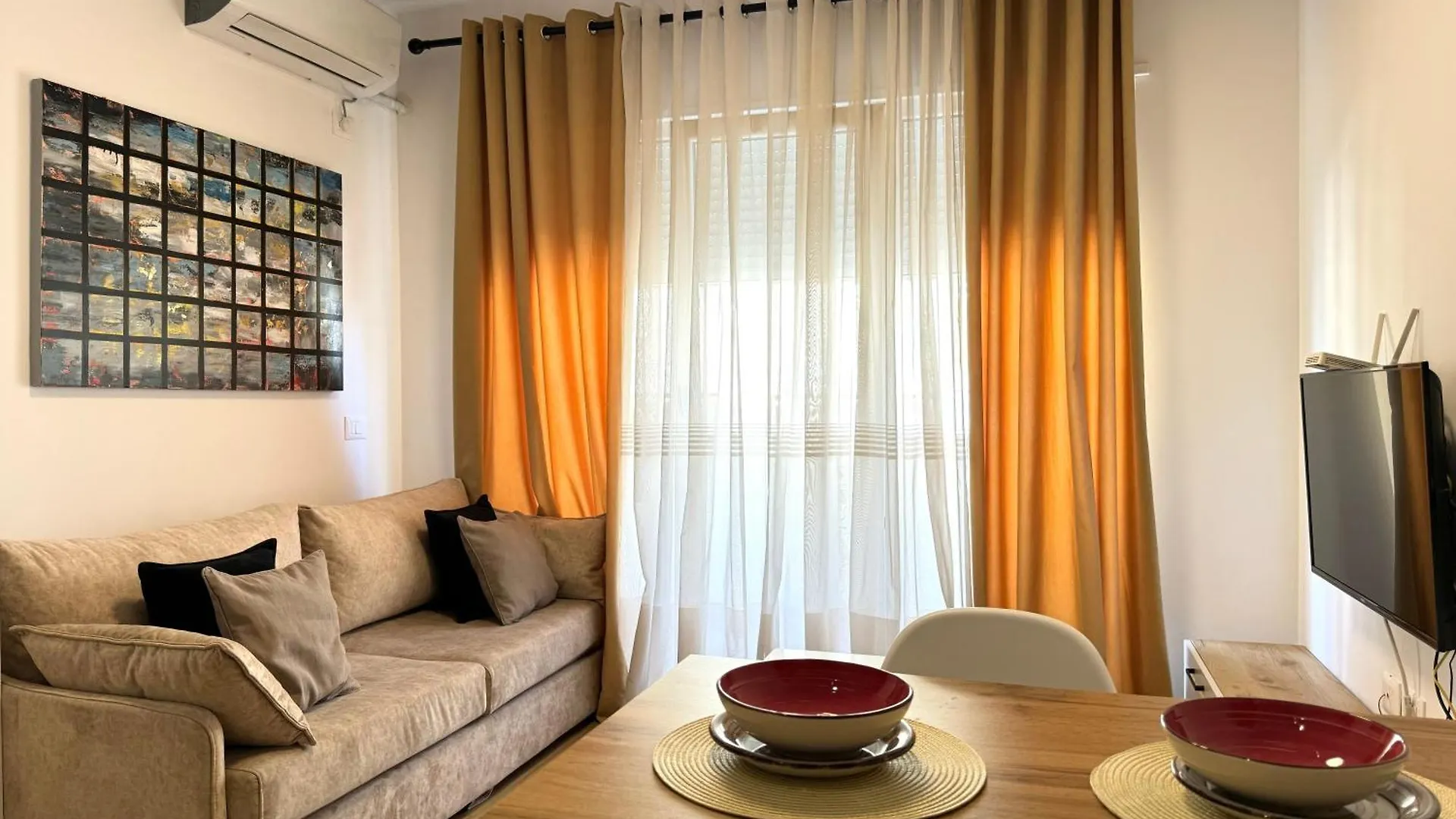 Apartment In The Heart Of Old Bazaar, Tirana - Hana Apartments